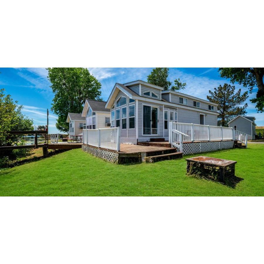 Snug Harbor Rv Park & Marina Hotel Walnut Grove Buitenkant foto