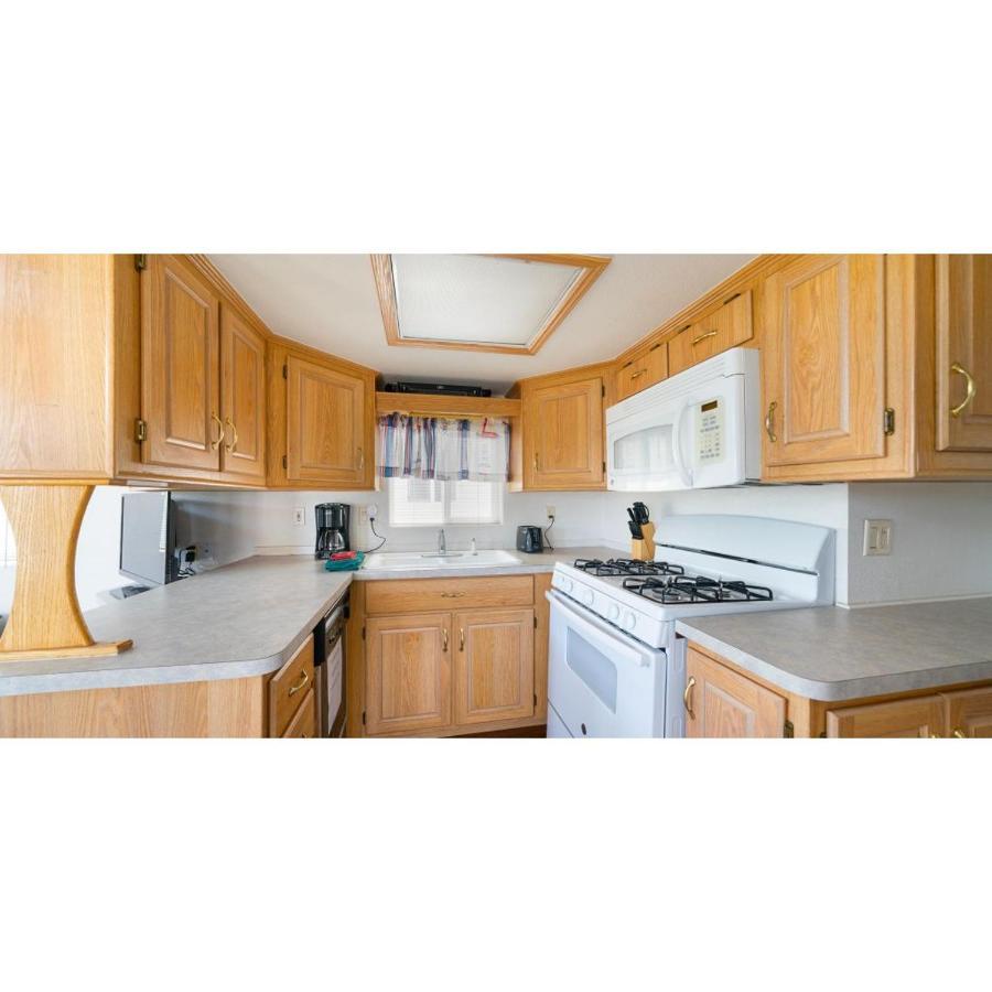 Snug Harbor Rv Park & Marina Hotel Walnut Grove Buitenkant foto
