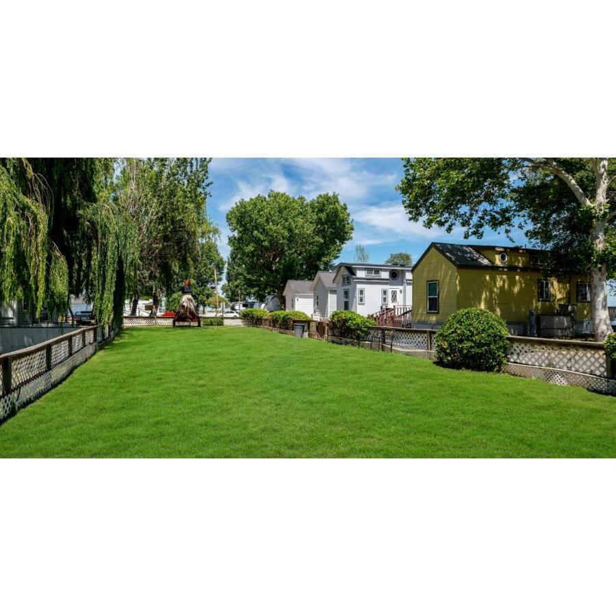 Snug Harbor Rv Park & Marina Hotel Walnut Grove Buitenkant foto