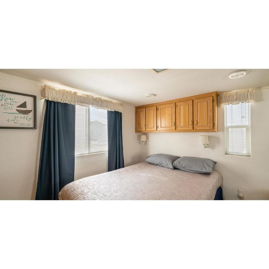 Snug Harbor Rv Park & Marina Hotel Walnut Grove Buitenkant foto